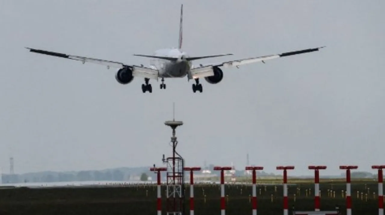  A Boeing 777-300ER aircraft of Air France-KLM company arrives to land on the tarmac of Roissy-Charles de Gaulle airport on June 3, 2021. Photograph:(AFP) 
