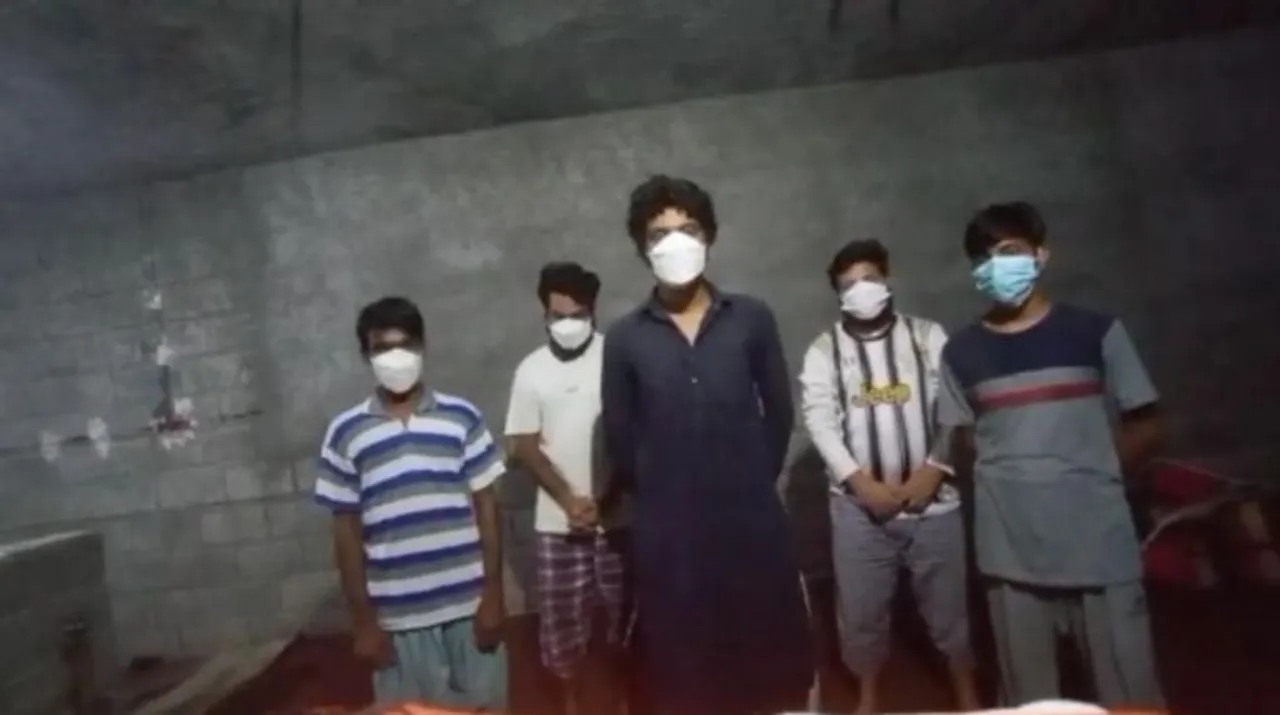  Indians stranded in Iran's Chabahar Photograph:(WION) 