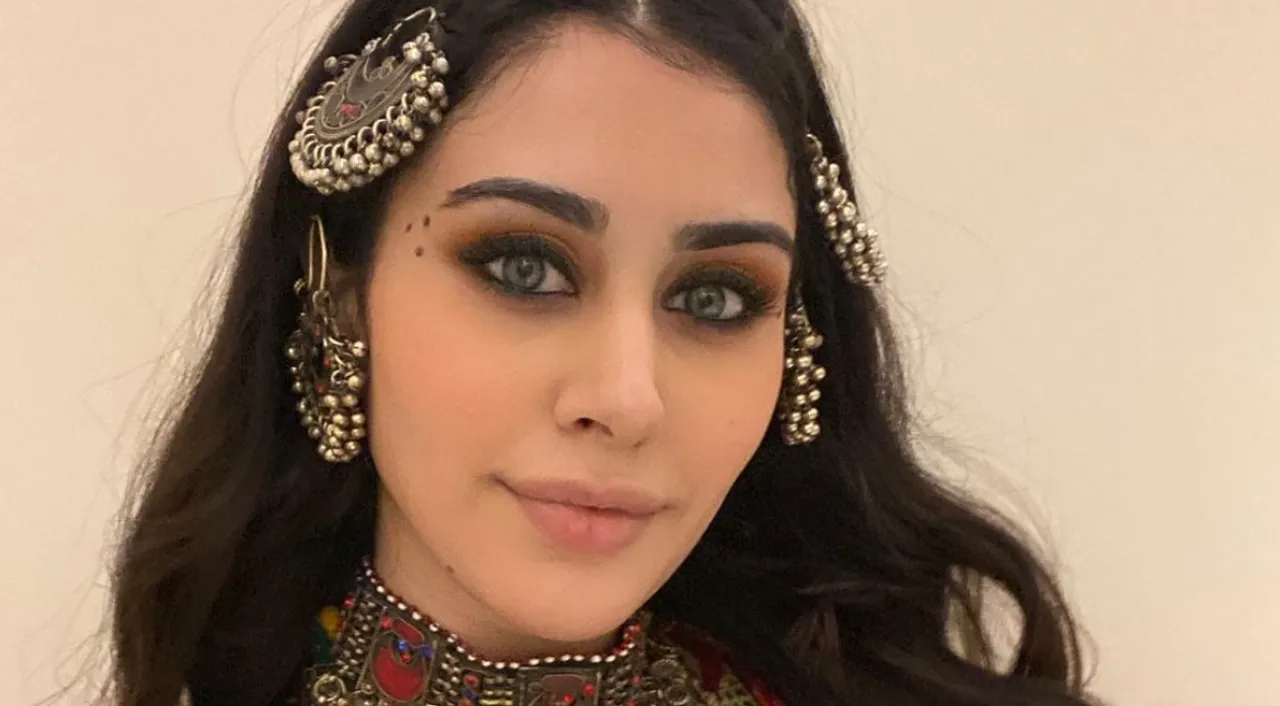  Afghan actor Warina Hussain demands equal rights for women back home, and a fair chance at life for those left behind Photograph:(Instagram) 