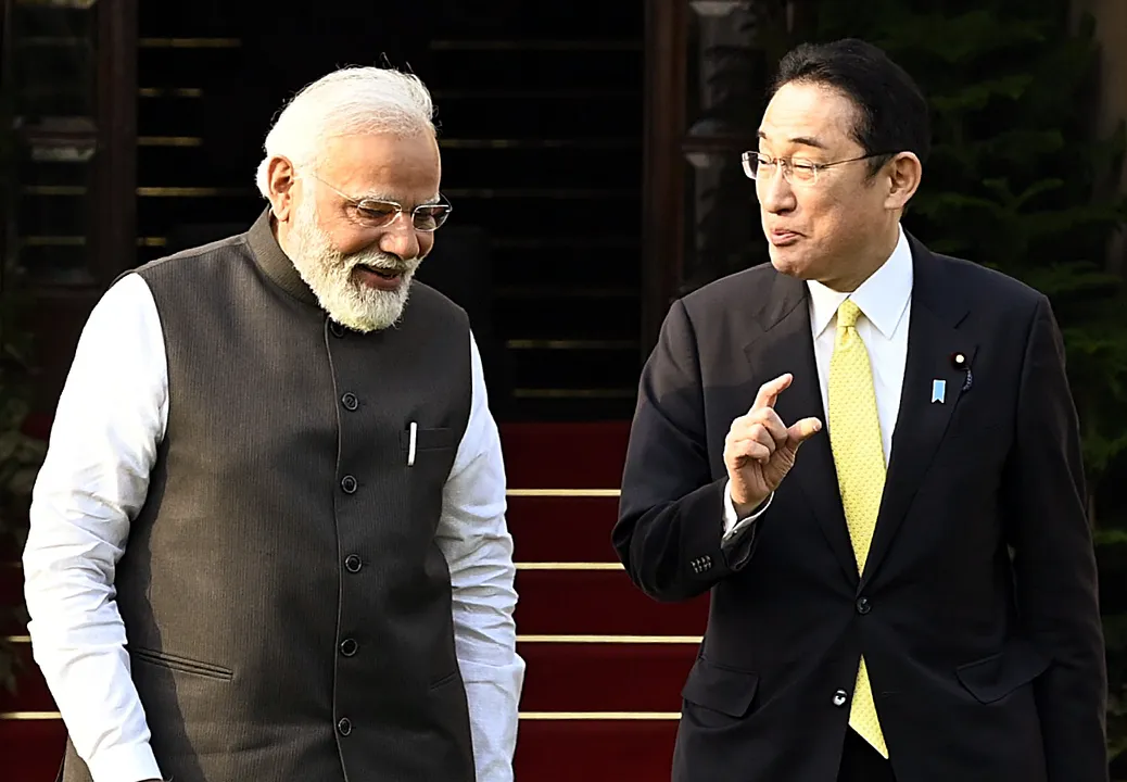  Prime Minister Narendra Modi with Japanese counterpart Fumio Kishida arrives at Hyderabad House, in New Delhi on Saturday. Photograph:(ANI) 