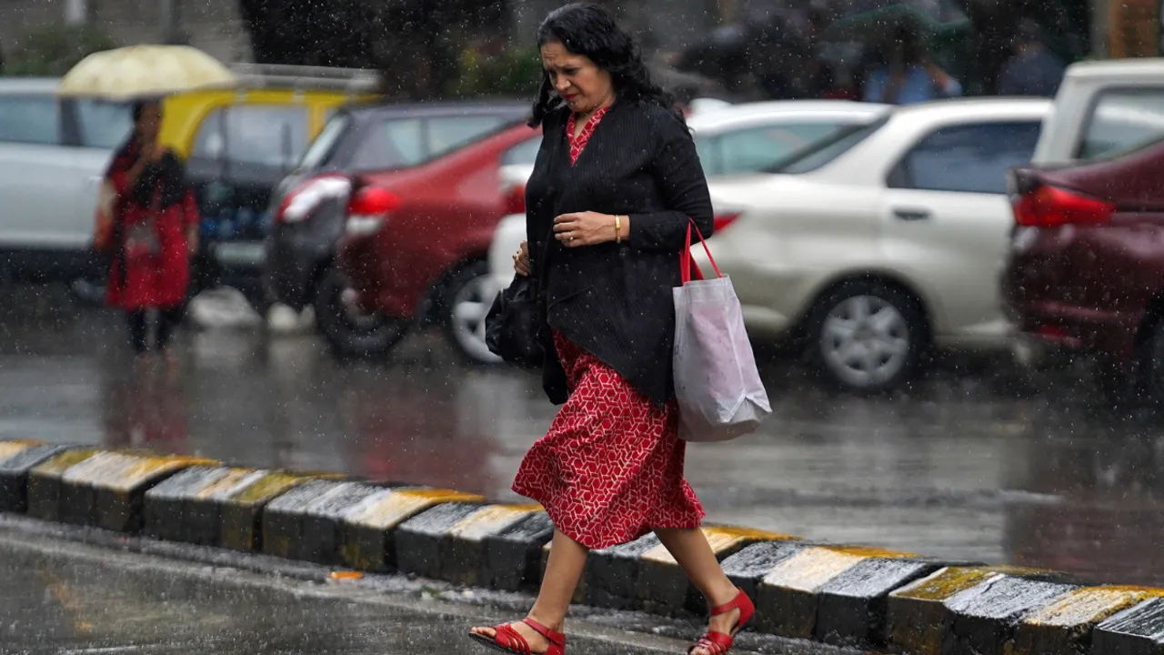  Monsoon in india Photograph:(Reuters) 