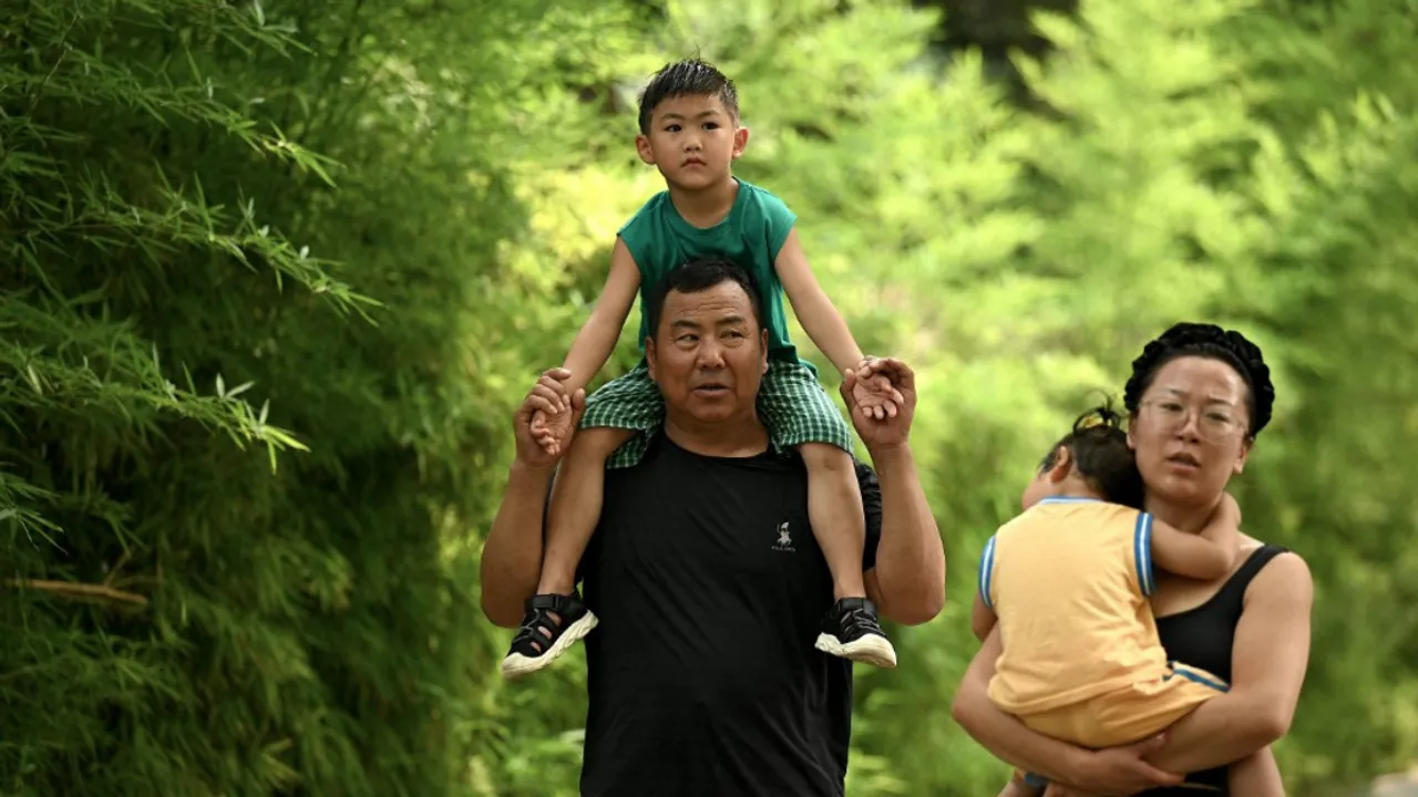  china population Photograph:(AFP) 