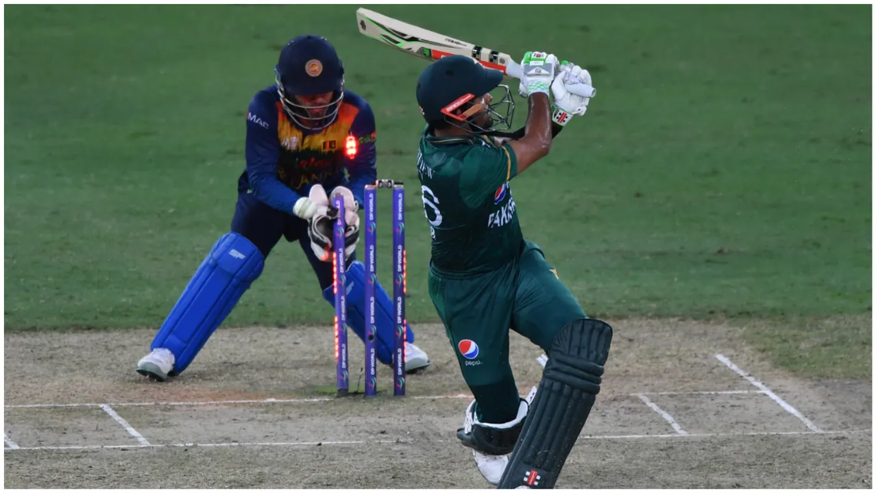  Babar Azam's form not a concern, he will make a comeback - Saqlain Mushtaq Photograph:(AFP) 