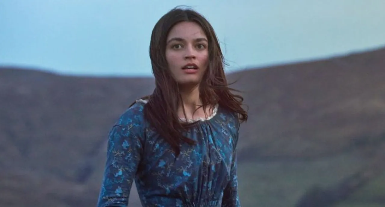  Emma Mackey in 'Emily' Photograph:(X) 