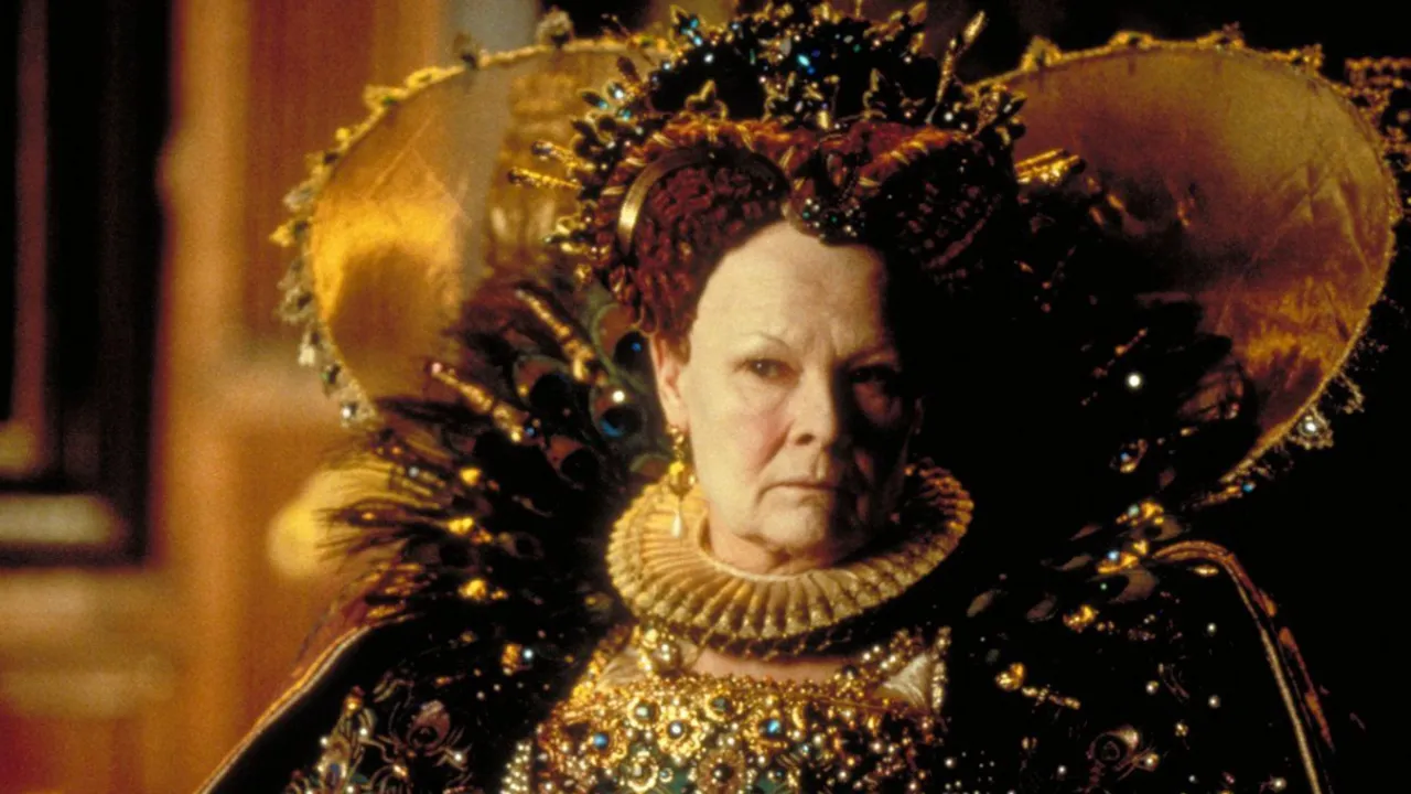  judi dench Photograph:(Others) 