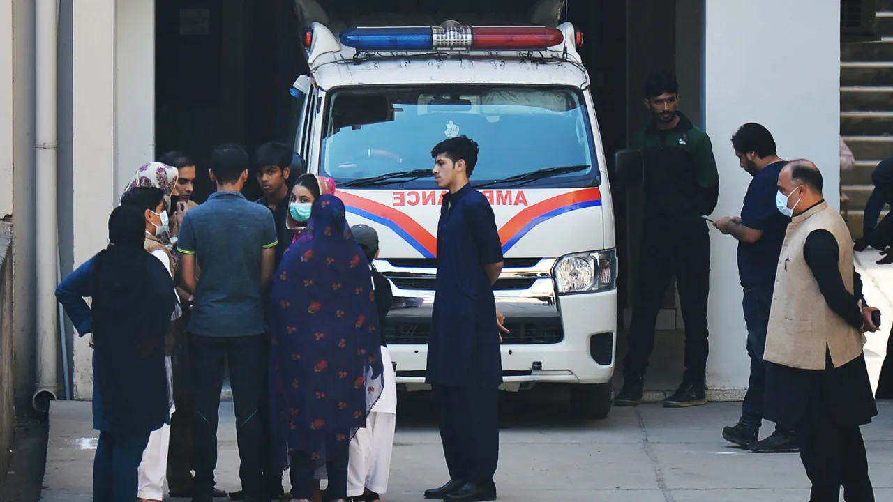  The late Pakistani journalist's family members Photograph:(AFP) 