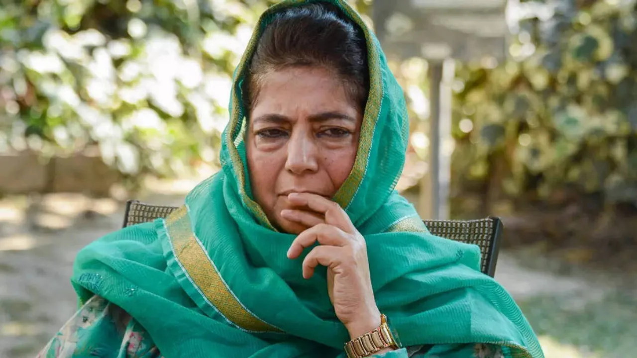  PDP President Mehbooba Mufti was touring South Kashmir's Anantnag, and while speaking to the media about the assembly elections in Jammu and Kashmir, she called the Election Commission a puppet in the hands of the BJP. Photograph:(X) 
