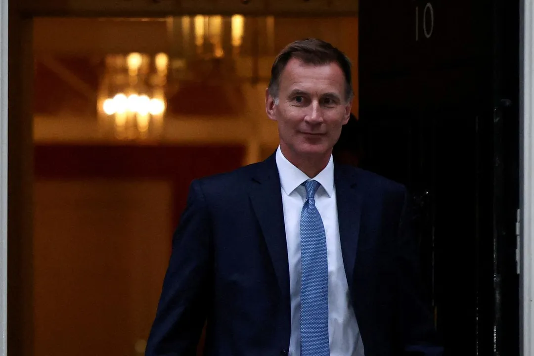  New Chancellor of the Exchequer Jeremy Hunt leaves 10 Downing Street in London Photograph:(Reuters) 