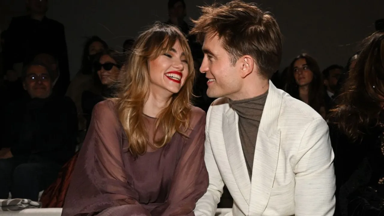  Robert Pattinson and Suki Waterhouse Photograph:(Instagram) 
