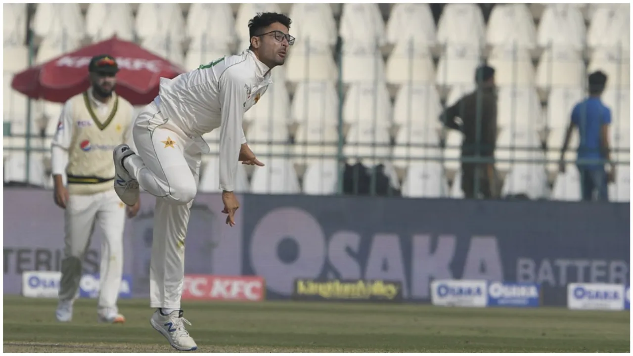  Pakistan's new mystery spinner could spot mistakes in Saqlain's bowling Photograph:(AFP) 