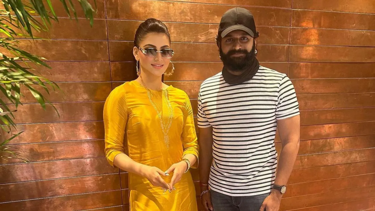  Urvashi Rautela, Rishab Shetty Photograph:(Instagram) 