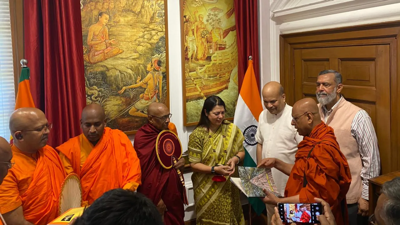 India and Sri Lanka strengthen cultural ties with gift of historic paintings depicting Buddhist heritage Photograph:(WION Web Team) 