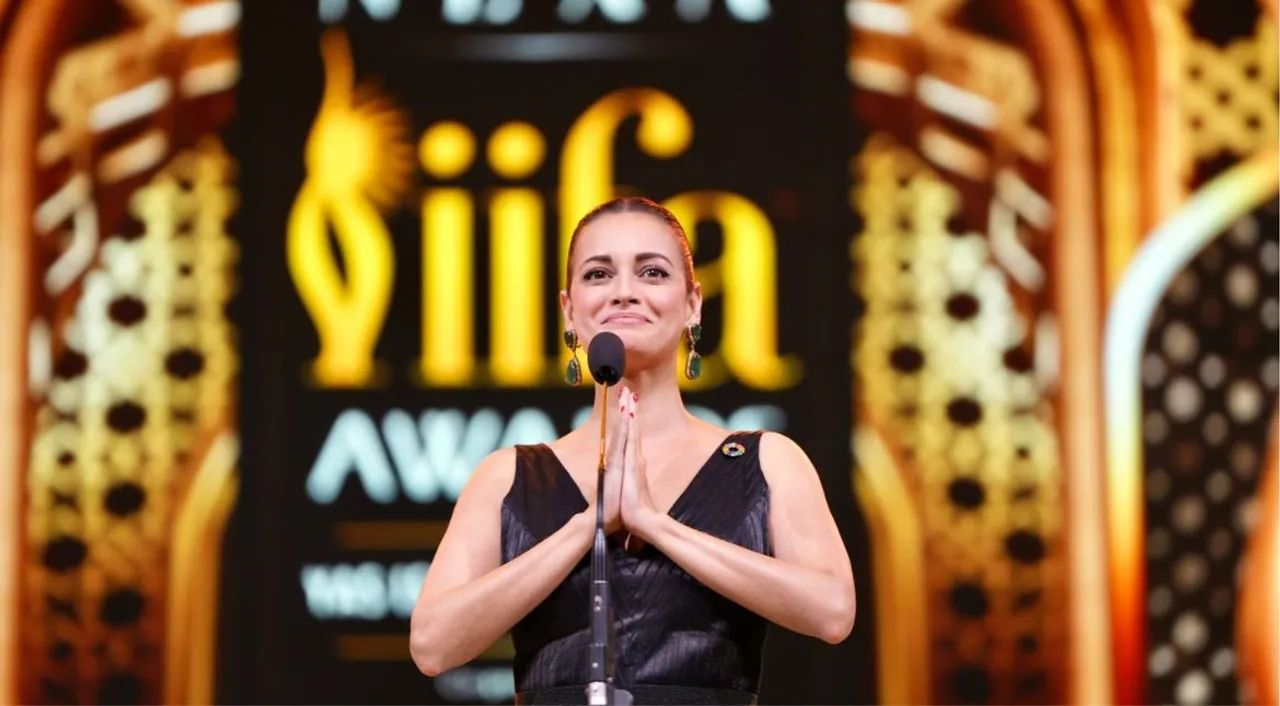  Dia Mirza at IIFA Awards 2023 Photograph:(X) 