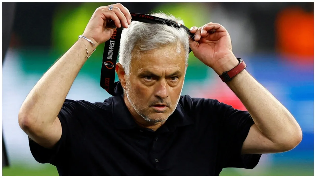  Jose Mourinho charged for abusing match official during Europa League final Photograph:(Reuters) 