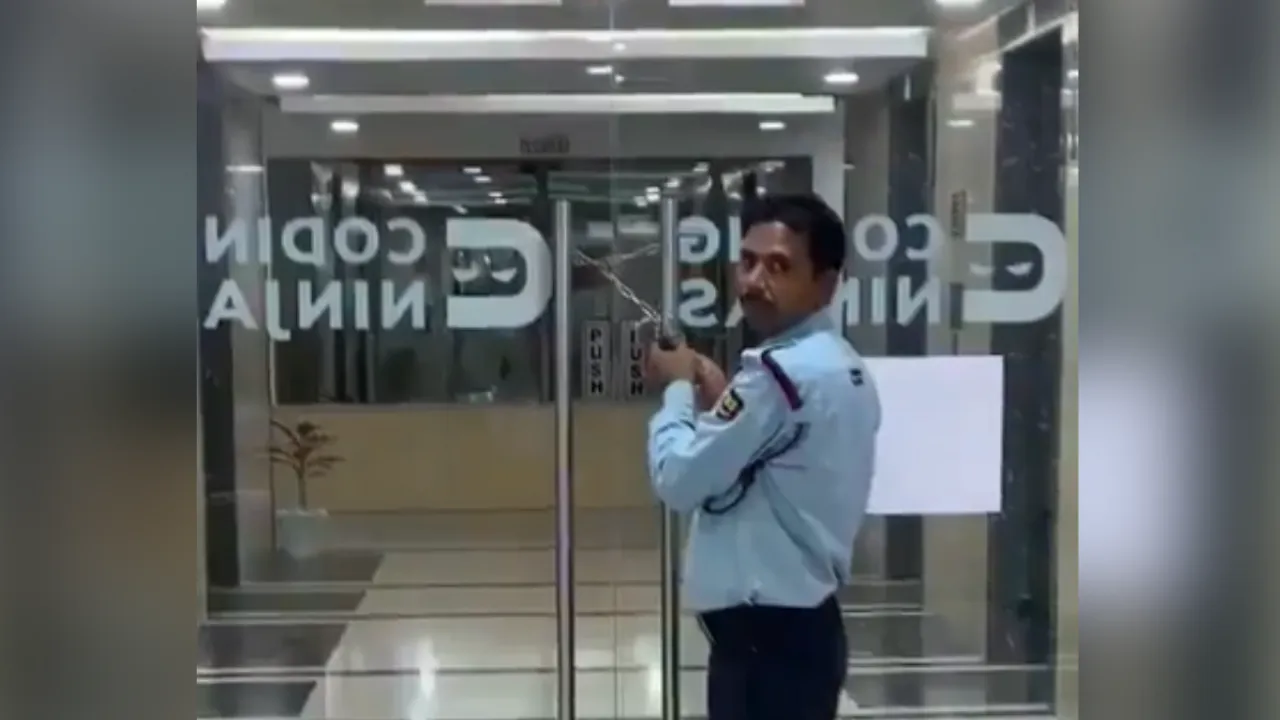  The viral video shows Security Guard locking down the office space of Gurugram-based Coding Ninjas Photograph:(Others) 