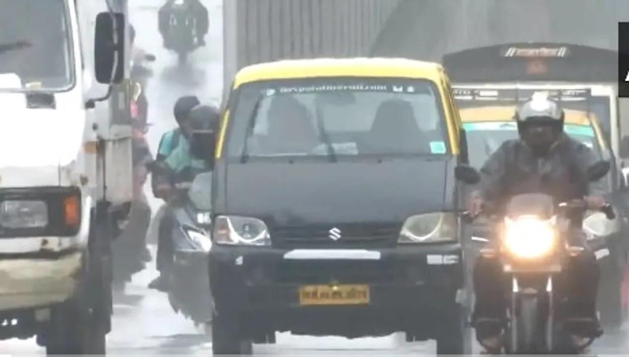  IMD has issued a yellow alert for Mumbai.  Photograph:(ANI) 