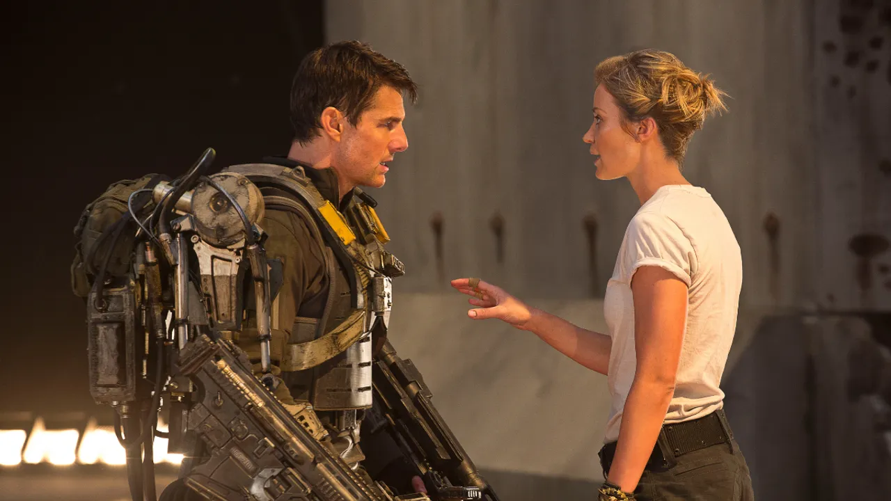  Tom Cruise and Emily Blunt in Edge of Tomorrow Photograph:(Others) 