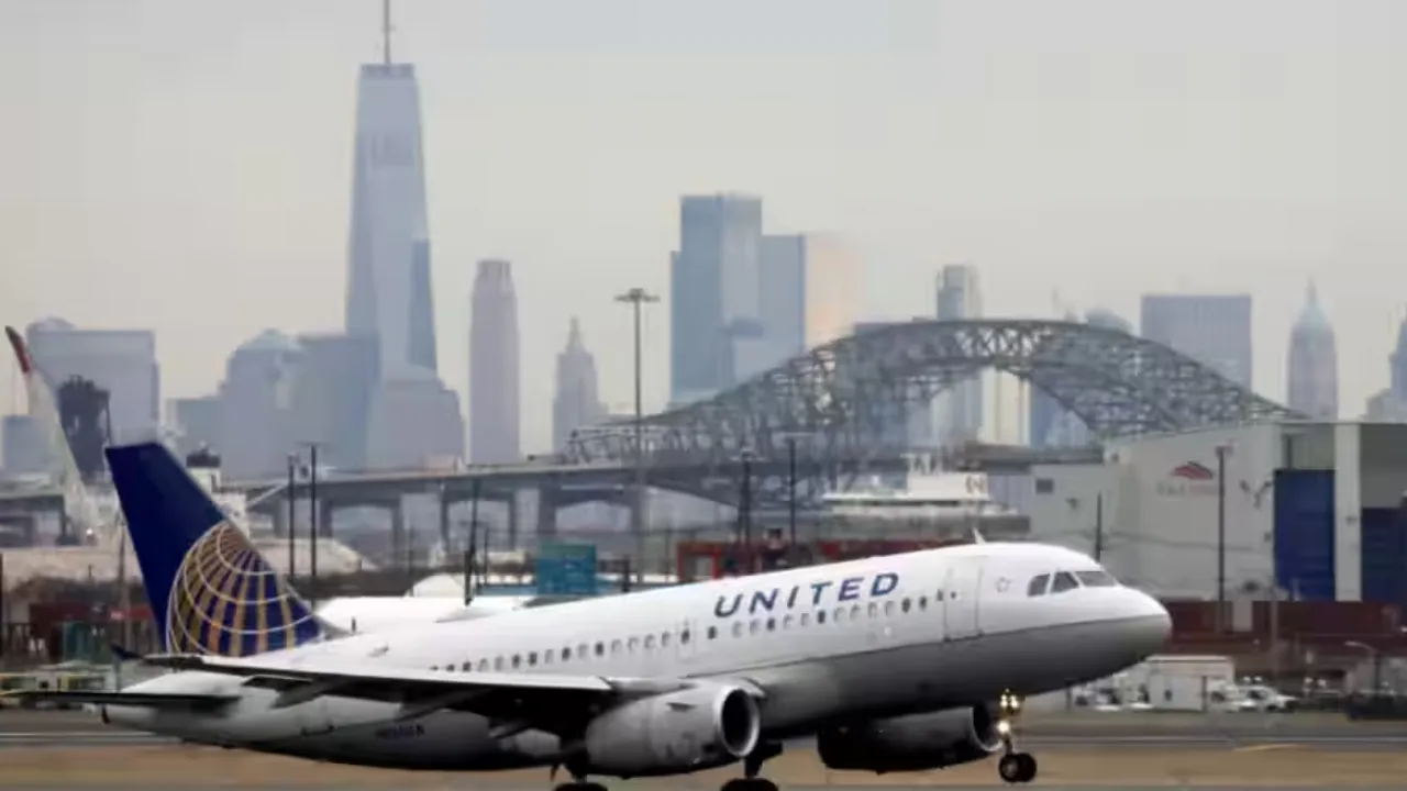  United Airlines Photograph:(Reuters) 