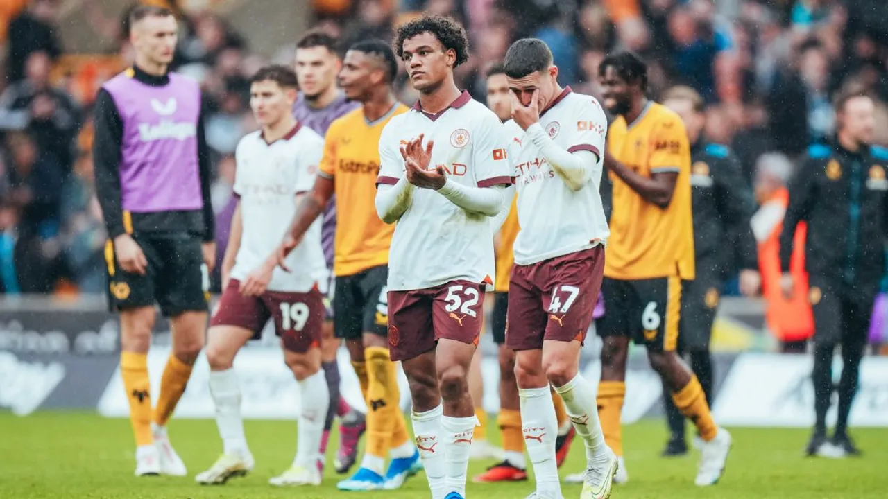  Premier League: Man City shocked by Wolves, Man Utd beaten by Crystal Palace Photograph:(X) 