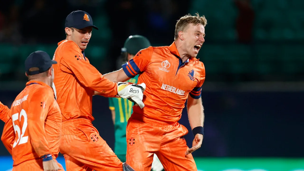  Logan van Beek in action during the World Cup game against South Africa (Source: @KNCBcricket) Photograph:(X) 