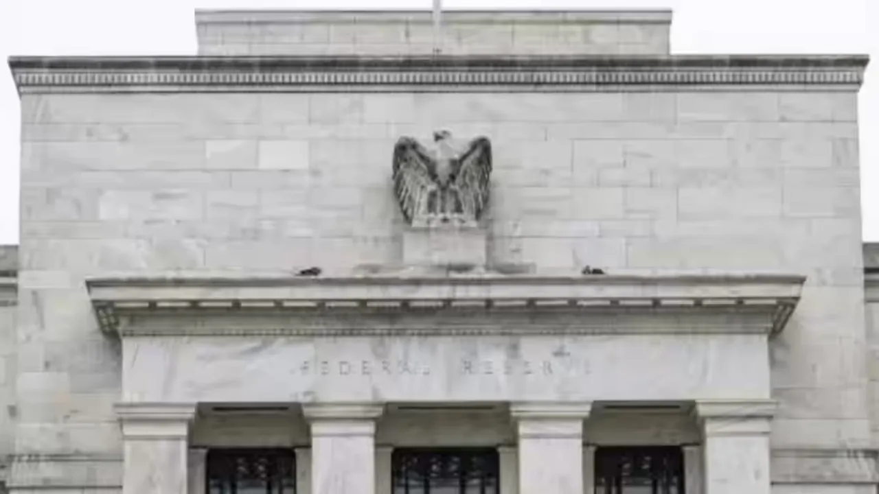  The US central bank  Photograph:(AFP) 