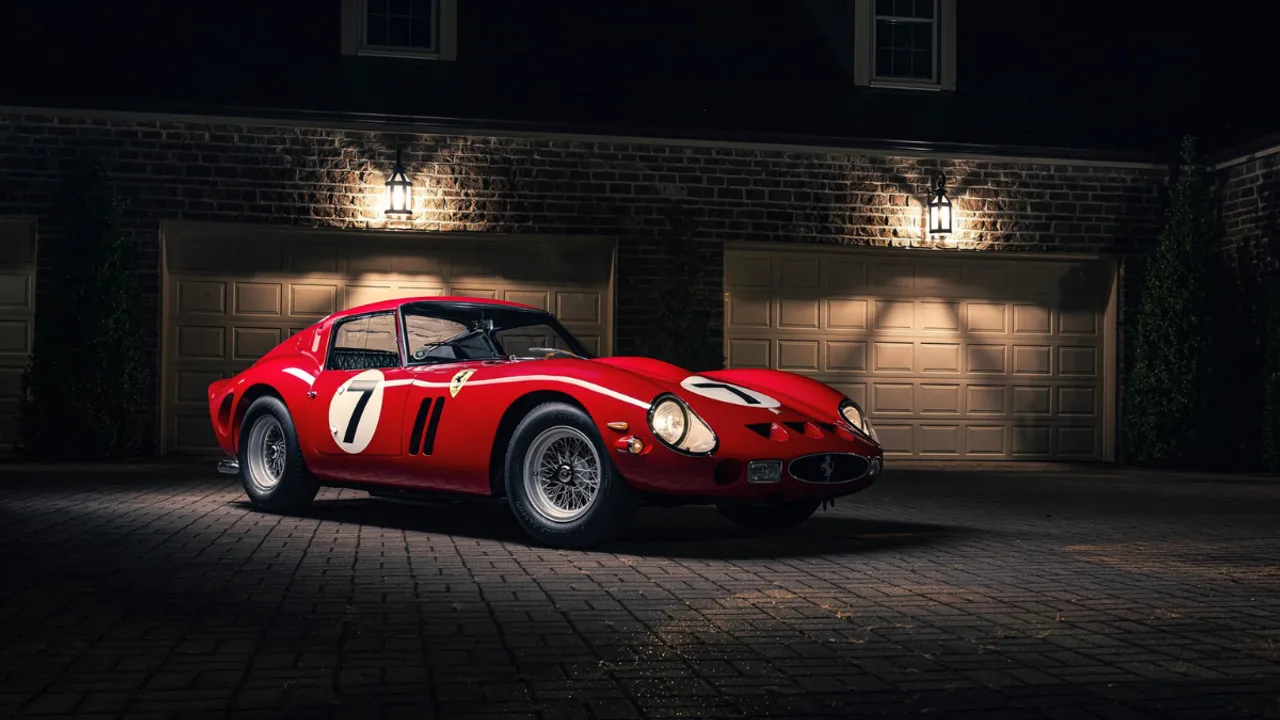  1962 Ferrari GTO Photograph:(Others) 