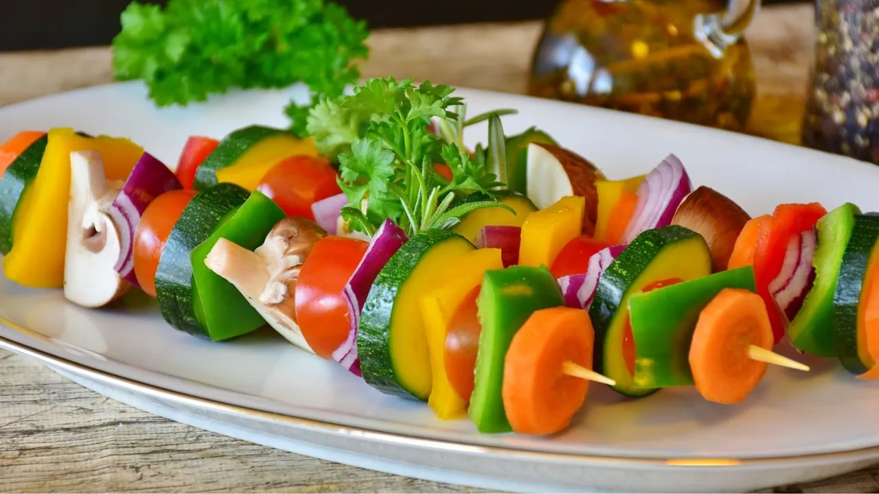  Research says eating a vegan diet for eight weeks can lead to significant improvement in heart health (representational image) Photograph:(Others) 