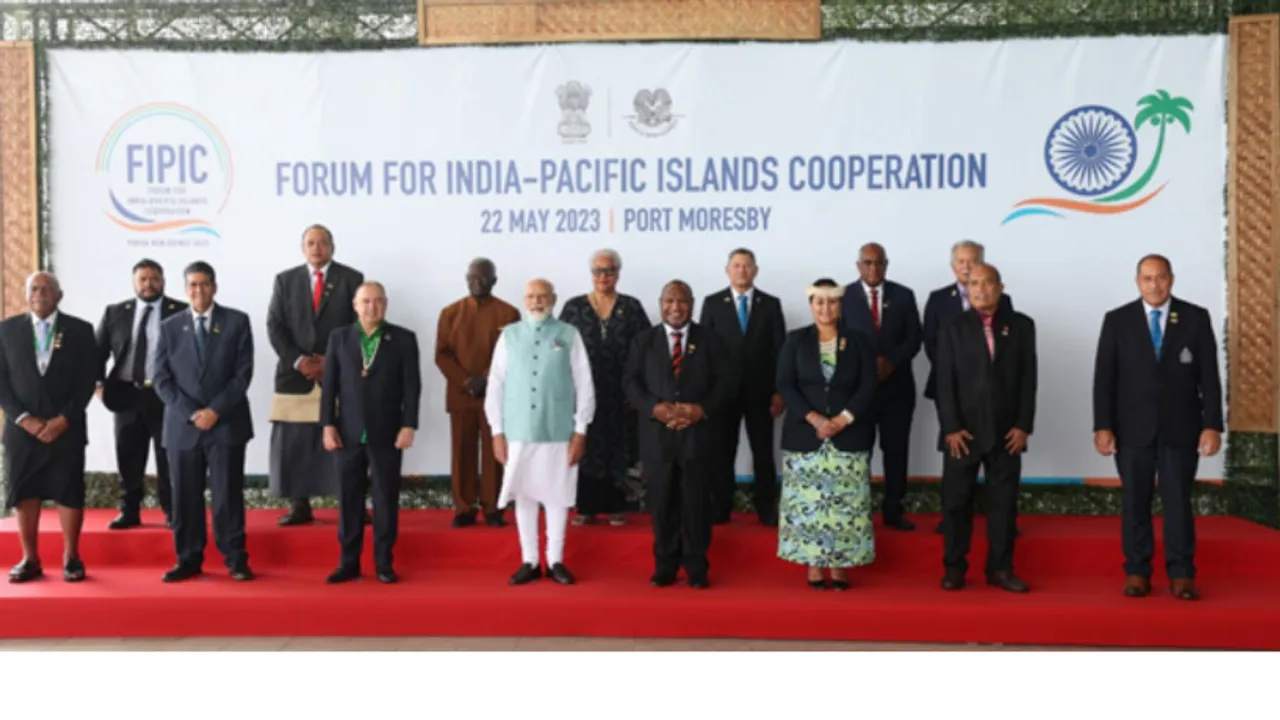  India's PM Modi during the 3rd Forum for India–Pacific Islands Cooperation (FIPIC) Summit in Papua New Guinea Photograph:(Others) 