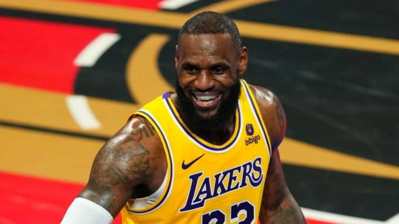  LeBron James fires Lakers into maiden NBA in-season tournament final Photograph:(X) 