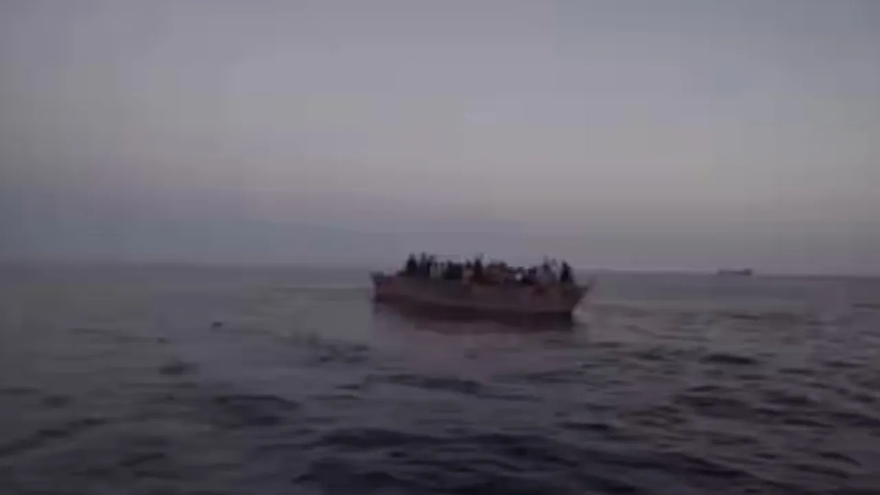  Migrant boat Photograph:(Reuters) 