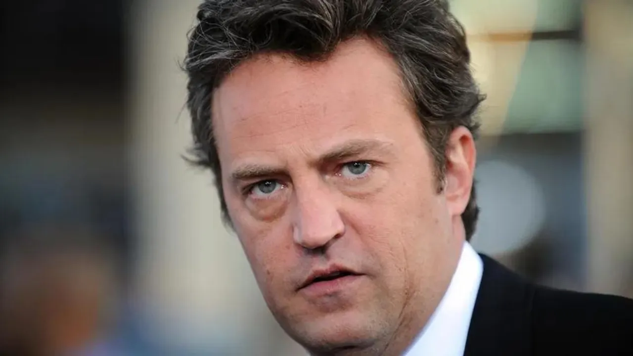  Matthew Perry 