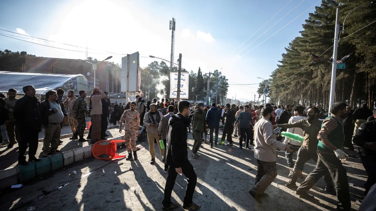  Twin Iran blasts Photograph:(Reuters) 