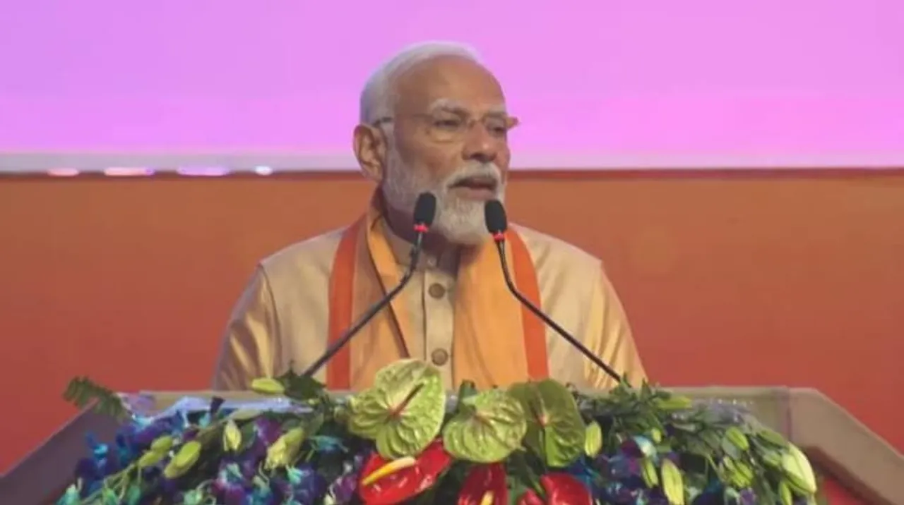  Indian PM Modi speaks at UP investors summit Photograph:(Agencies) 