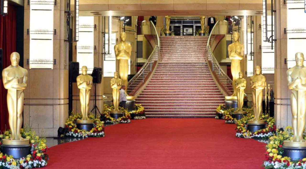  Welcome back....Oscars red carpet Photograph:(X) 