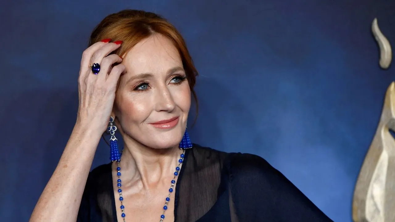  Trans broadcaster reports JK Rowling to police over 'misgendering' Photograph:(Reuters) 