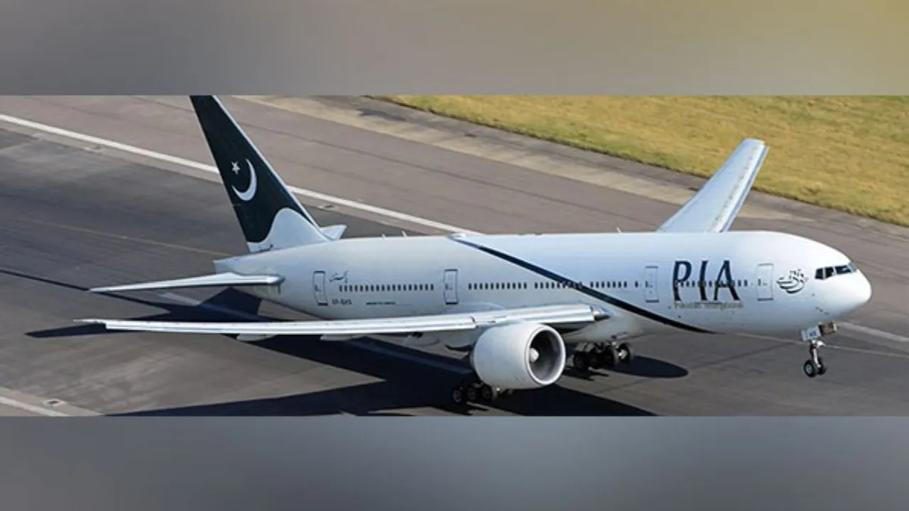  Pakistan's PIA bars pilots, cabin crew from boarding flights while observing fasts during Ramadan Photograph:(ANI) 