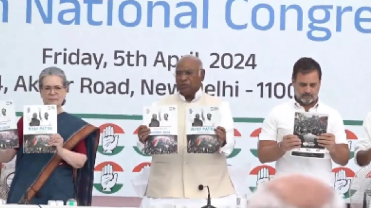  Congress releases manifesto for Lok Sabha elections 2024.  Photograph:(Others) 