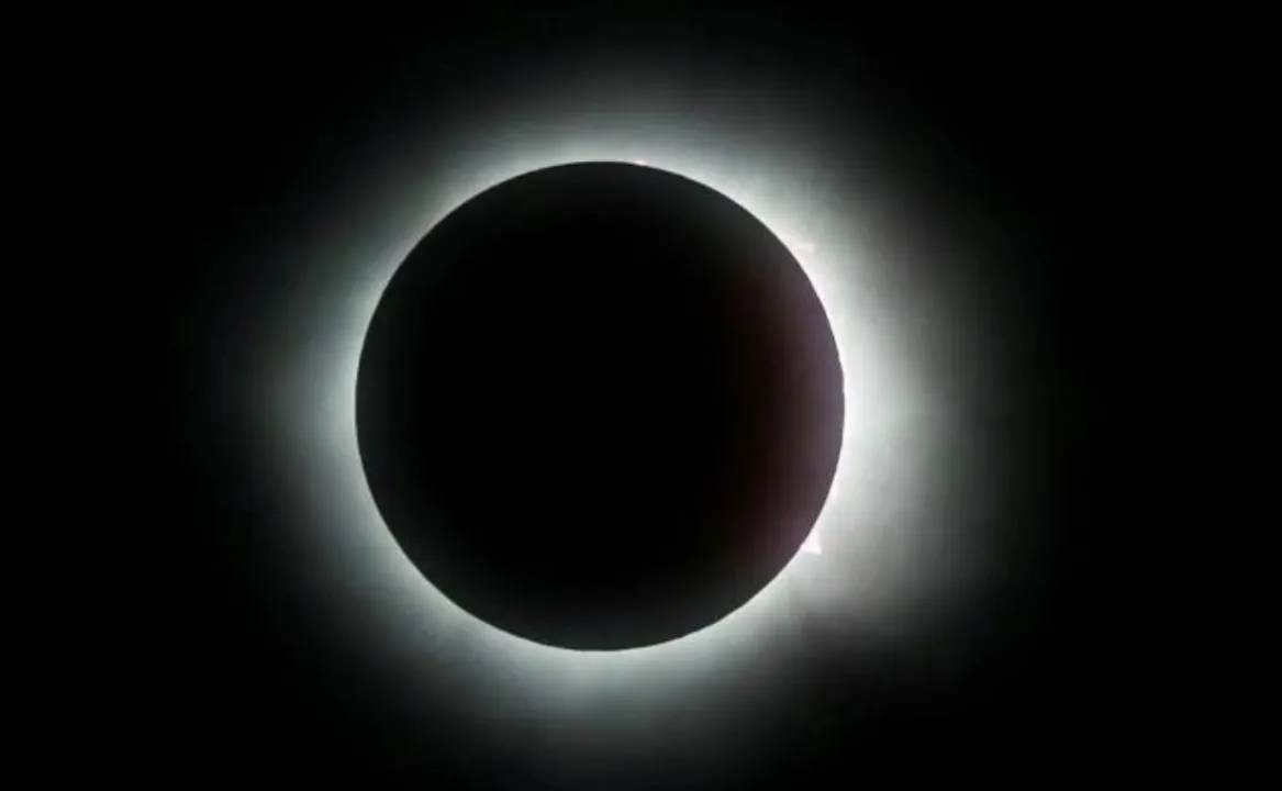  A total solar eclipse is seen from Mazatlan, Mexico April 8 Photograph:(Reuters) 