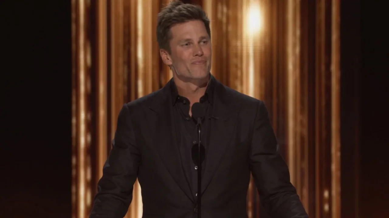  Tom Brady in Netflix Special roast show (Source: @netflix) Photograph:(X) 
