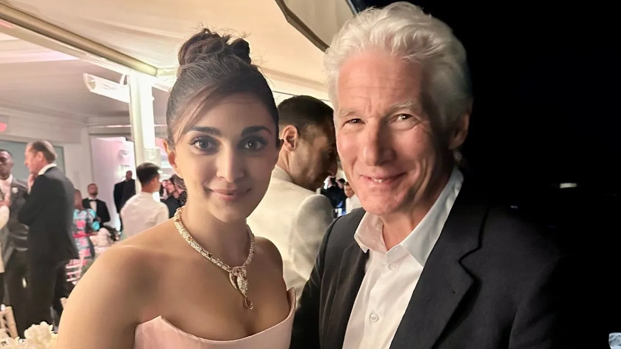  Kiara Advani caught up with Richard Gere at Cannes Photograph:(X) 