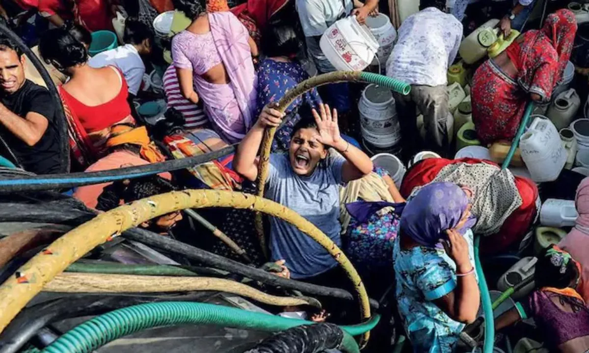  Delhi is experiencing record-breaking heat for the last few days Photograph:(Agencies) 