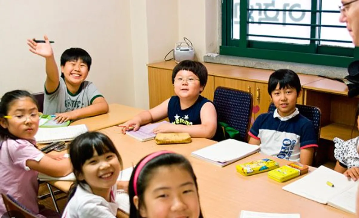  South Korean girls studying in primary schools (Representational) Photograph:(Agencies) 