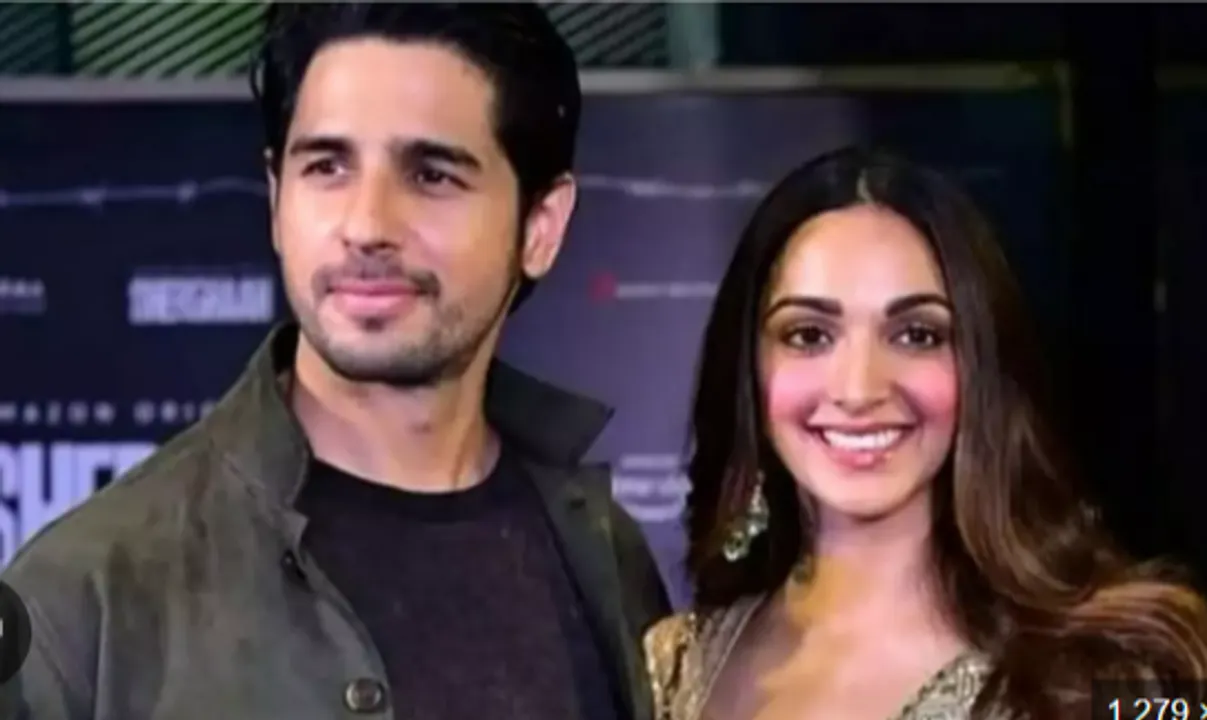  Sidharth Malhotra and Kiara Advani Photograph:(X) 