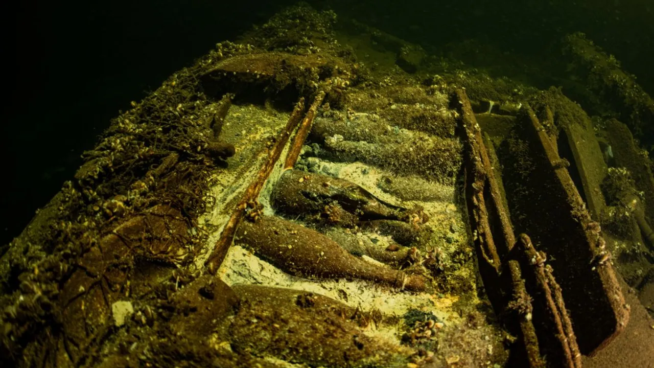  Over 100 bottles of champagne and mineral water discovered in the shipwreck. (Image credit: Tomasz Stachura/Baltictech) Photograph:(Others) 
