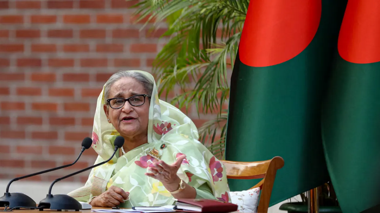  Former Bangladesh prime minister Sheikh Hasina speaks at a gathering Photograph:(Others) 