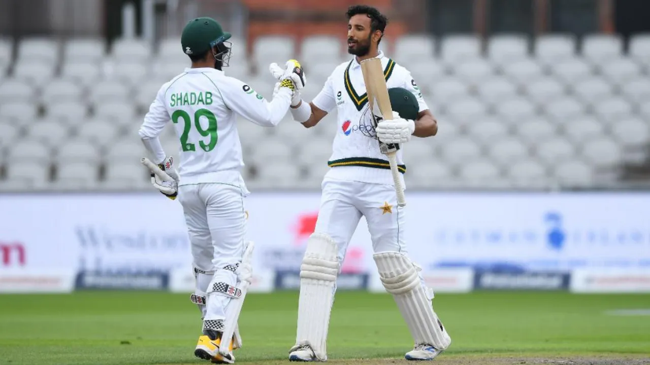  Pak Test skipper Shan Masood (R) (Source: ICC) Photograph:(Others) 