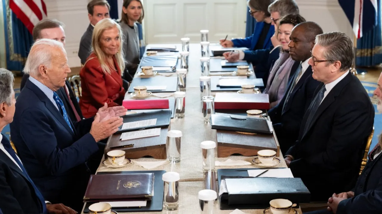  US President Joe Biden (L) and British Prime Minister Keir Starmer (R) participate in a bilateral meeting in the Blue Room of the White House in Washington, DC, on September 13, 2024. Photograph:(AFP) 