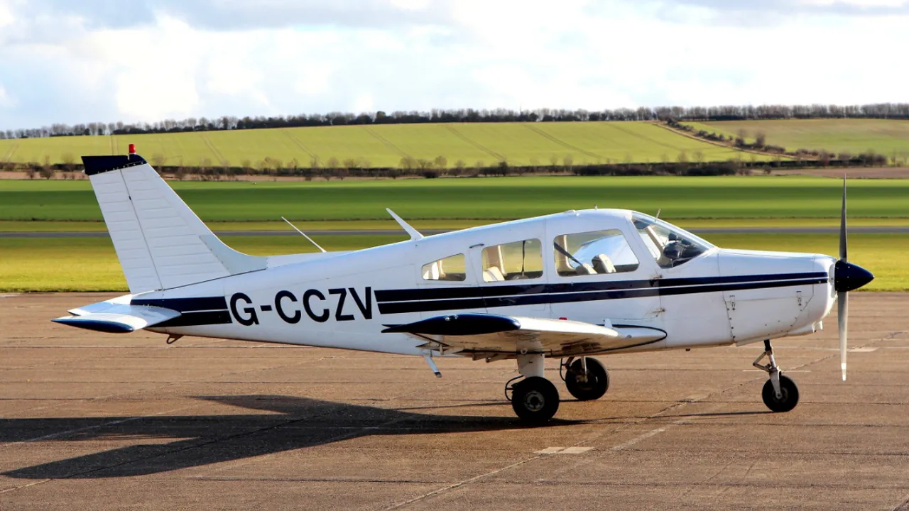  Representative image of Piper Cherokee Pathfinder Photograph:(Others) 
