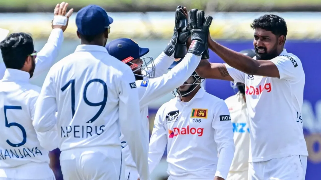  SL vs NZ: Hosts scent series victory as New Zealand end day at 199/5 after follow-on Photograph:(X) 