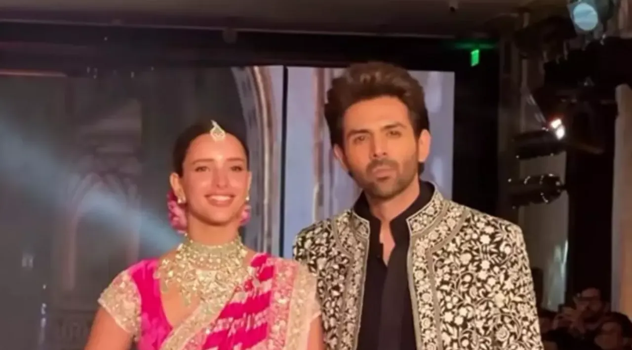  Kartik Aaryan and Triptii Dimri walk for Manish Malhotra Photograph:(Instagram) 